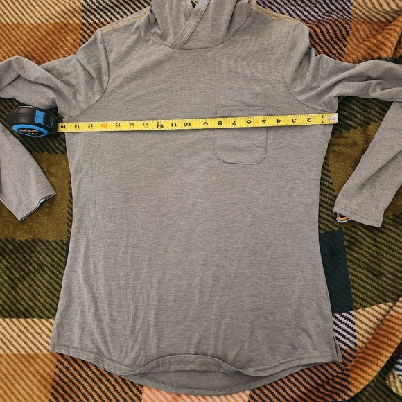 Marsh Wear UPF 40 Gray Hooded Long Sleeve Shirt with Fish Graphic Womens Small - Picture 8 of 8